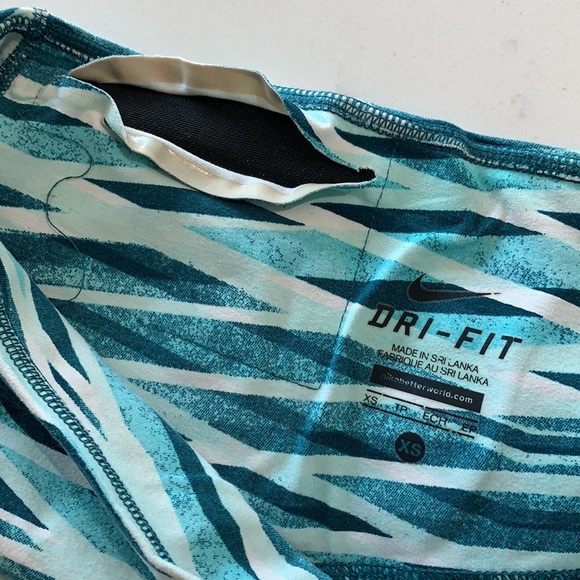 Nike Legendary Cropped Leggings Blue Print SzXS - Picture 9 of 11